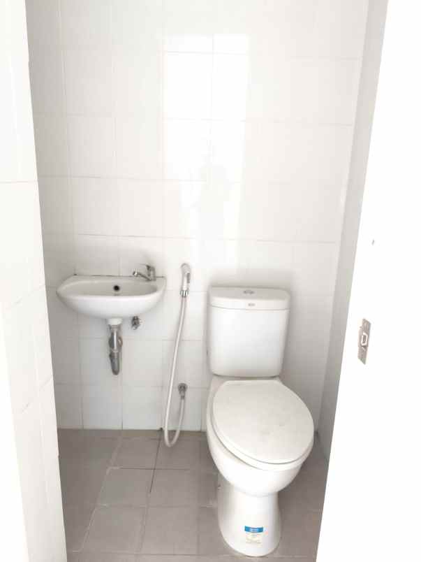 dijual apartemen gunawangsa tidar