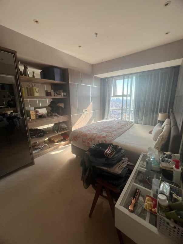 dijual apartemen jalan embong malang