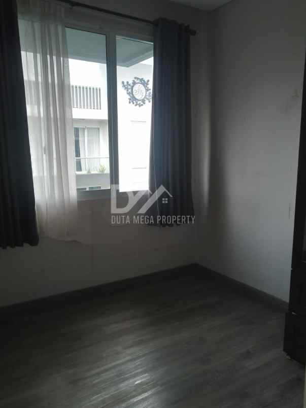 dijual apartemen rainbow springs summarecon serpong