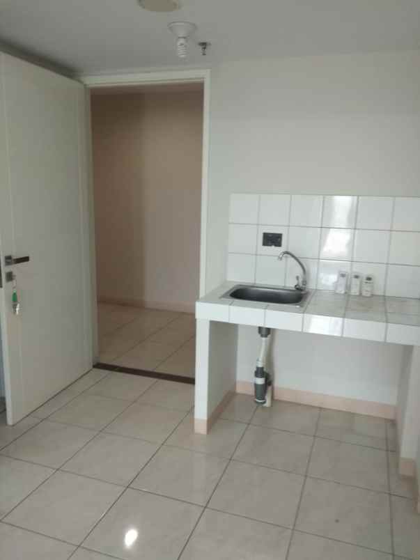 dijual apartemen the springlake tower