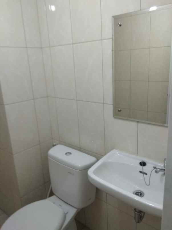 dijual apartemen the springlake tower