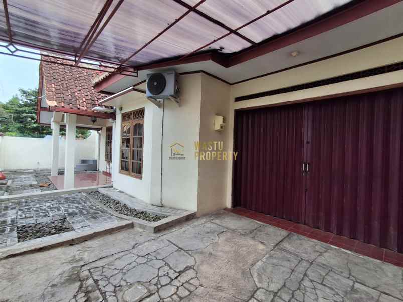dijual buc termurah rumah second dekat kampus ukrim