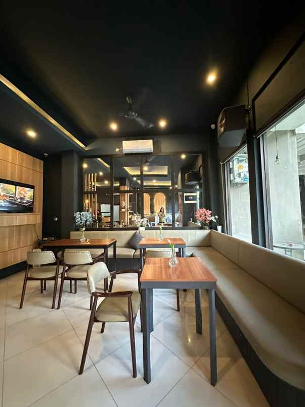 dijual cafe rumah luas 500m duren sawit jakarta timur