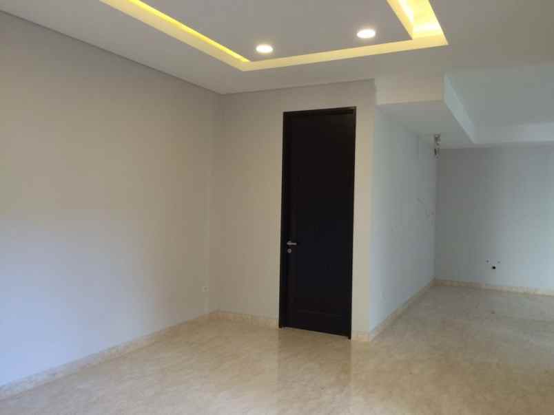 dijual cepat rumah mewah emerald cove gading serpong