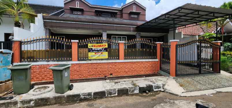 dijual cepat rumah strategis cikunir