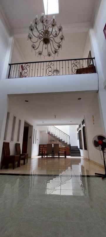 dijual cepat rumah strategis cikunir