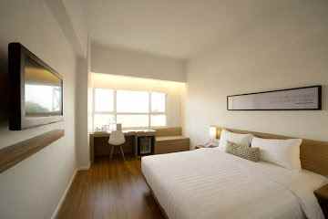 dijual hotel jalan margomulyo