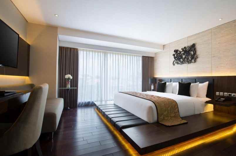 dijual hotel ji petitenget kerobokan