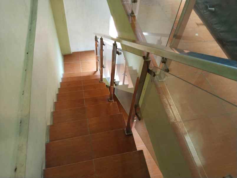 dijual kost jakapermai