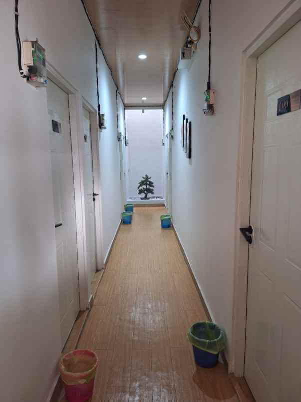 dijual kost jl mawar iii jurangmangu