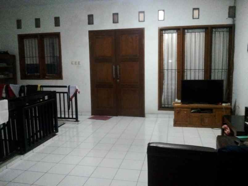 dijual kost kebon jeruk