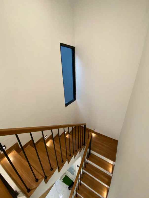 dijual kost mampang pancoran mas depok