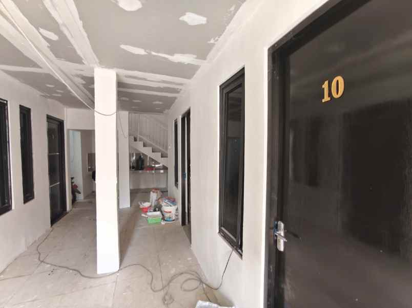 dijual kost rs premiere nginden surabaya