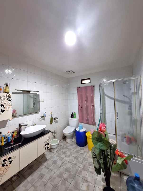 dijual ruko gudang kantor cempaka putih tengah