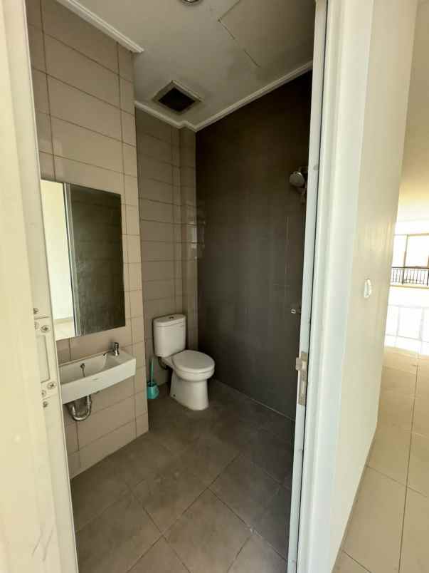 dijual ruko gudang kantor golf island beach view pik