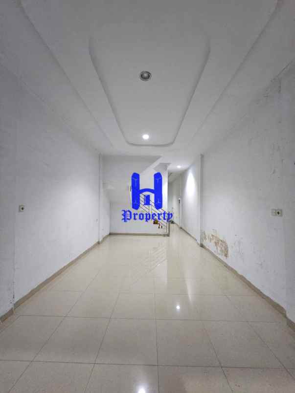 dijual ruko gudang kantor jalan danau lau kawar