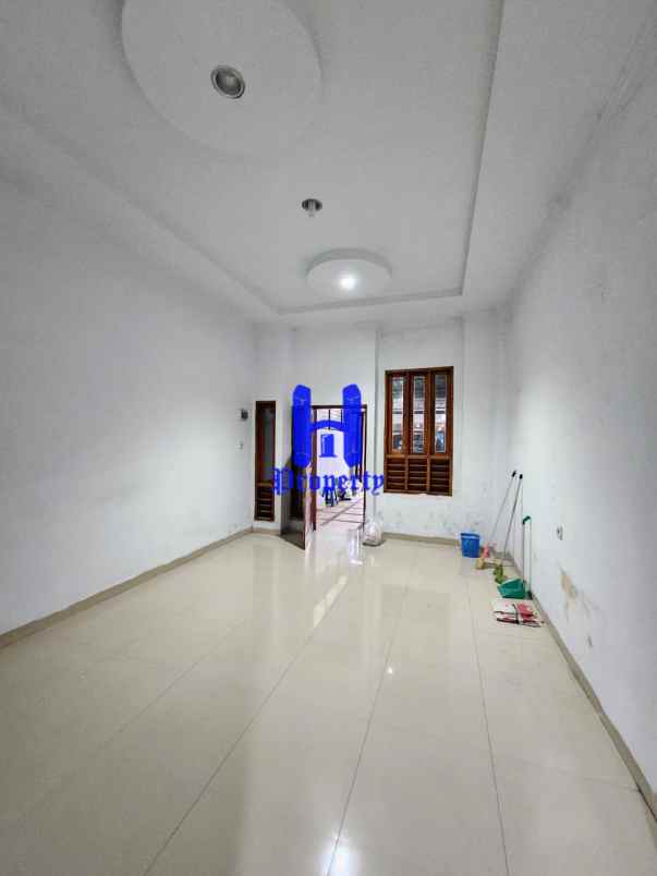 dijual ruko gudang kantor jalan danau lau kawar