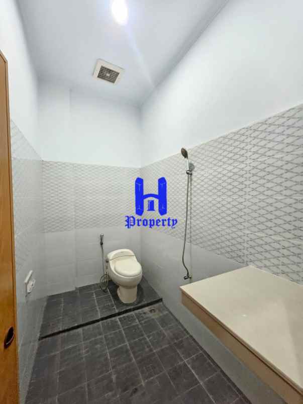 dijual ruko gudang kantor jalan danau lau kawar