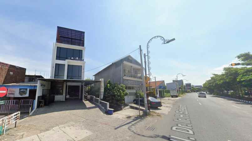 dijual ruko gudang kantor jl dr ir h soekarno merr