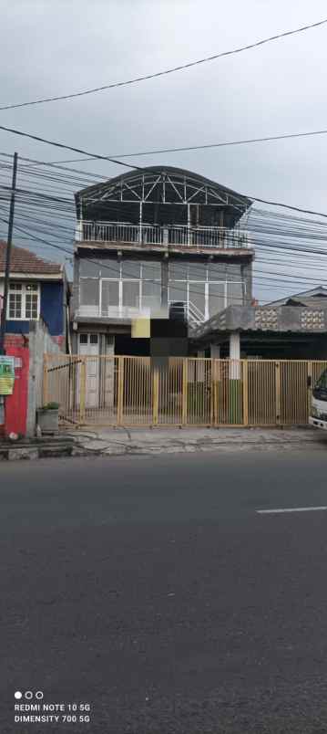 Gedung Dijual 3 Lantai Di Pinggir Jalan Utama Jatiwaringin Pondok Gede