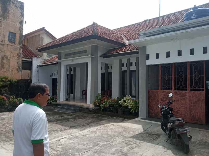 dijual ruko gudang kantor jl rta prawira adiningrat