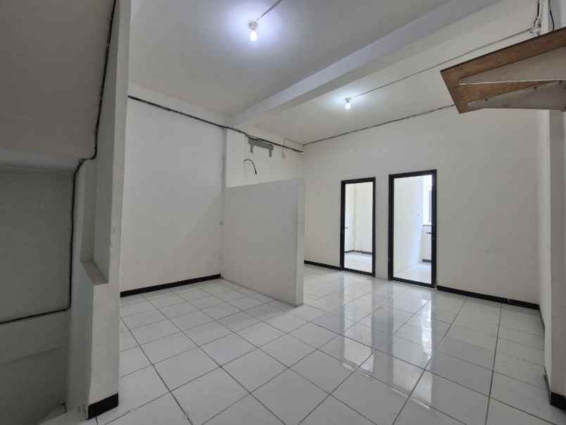 dijual ruko gudang kantor jln klampis jaya kec