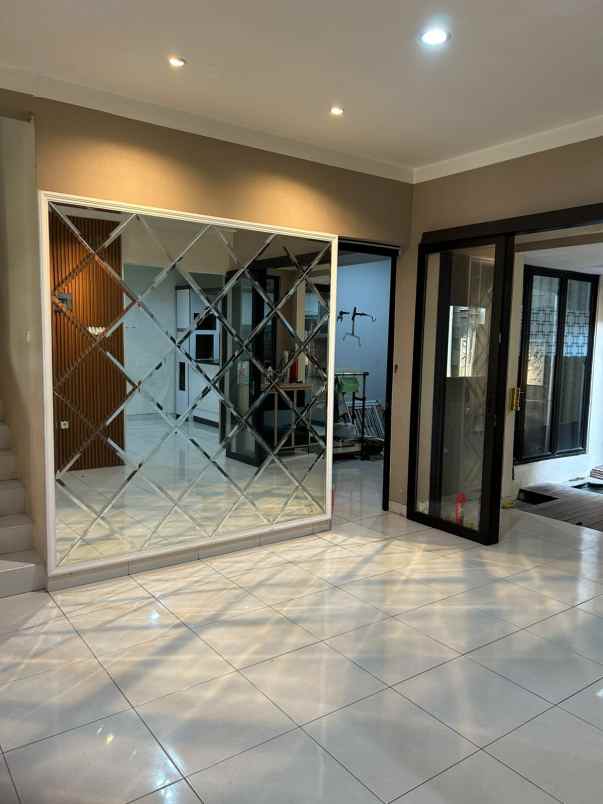 dijual ruko gudang kantor melia garden graha raya