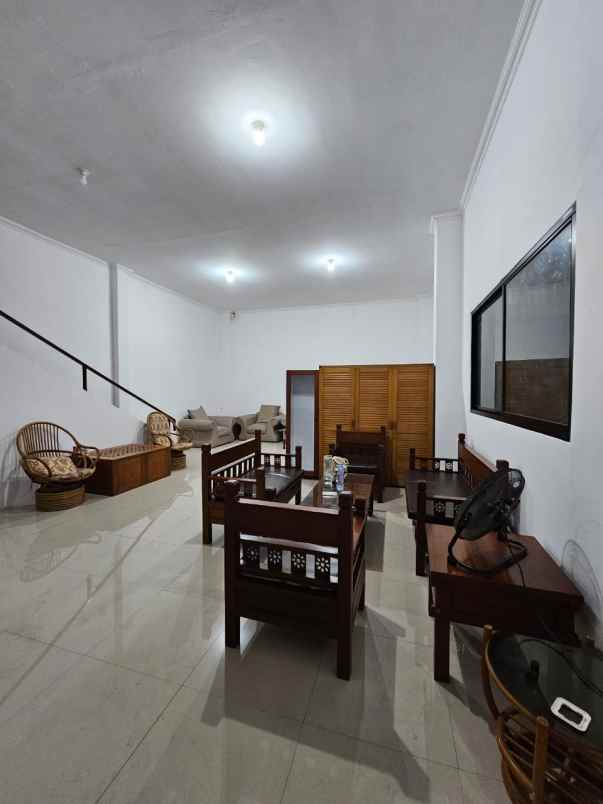 dijual ruko gudang kantor raya pelem watu