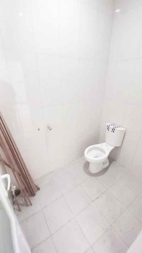 dijual rumah 18 land residence