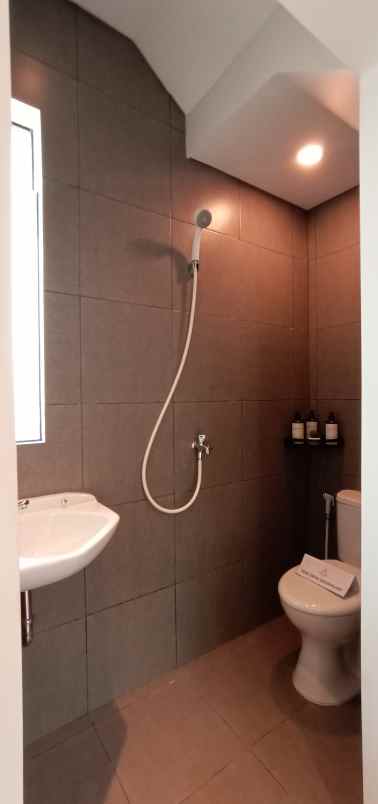 dijual rumah 2 lt citaville cibubur harga 700 jutaan