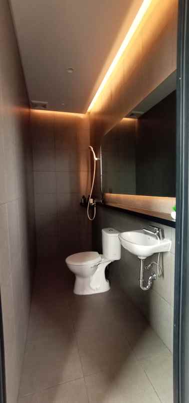 dijual rumah 2 lt citaville cibubur harga 700 jutaan