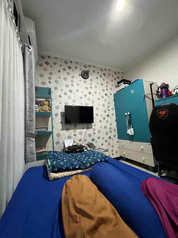 dijual rumah antapani