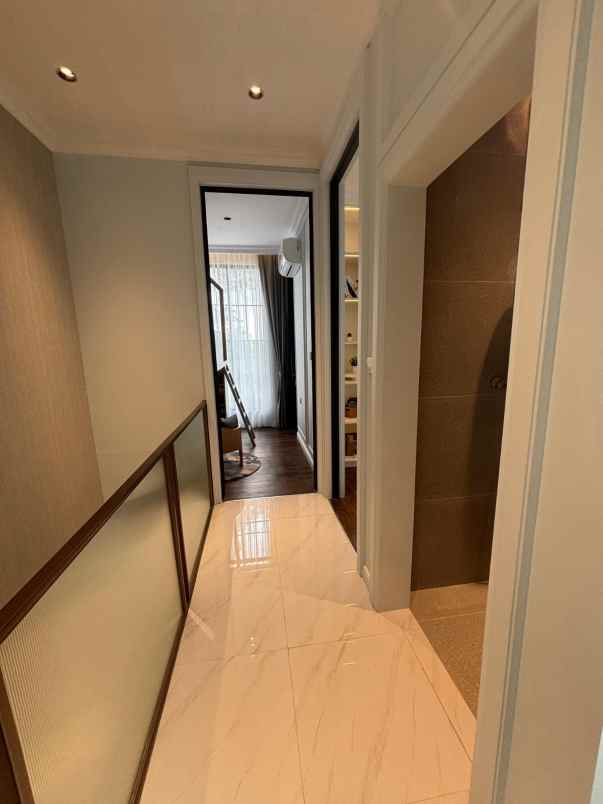 dijual rumah anwa residence puri