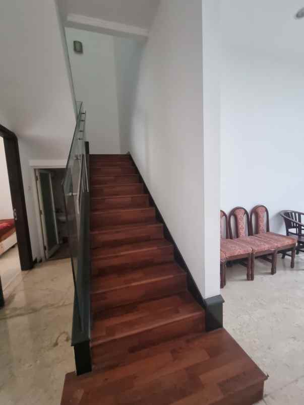 dijual rumah araya galaxy bumi permai