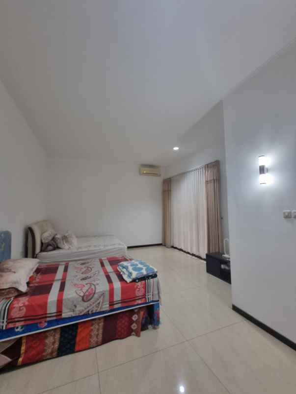 dijual rumah araya galaxy bumi permai