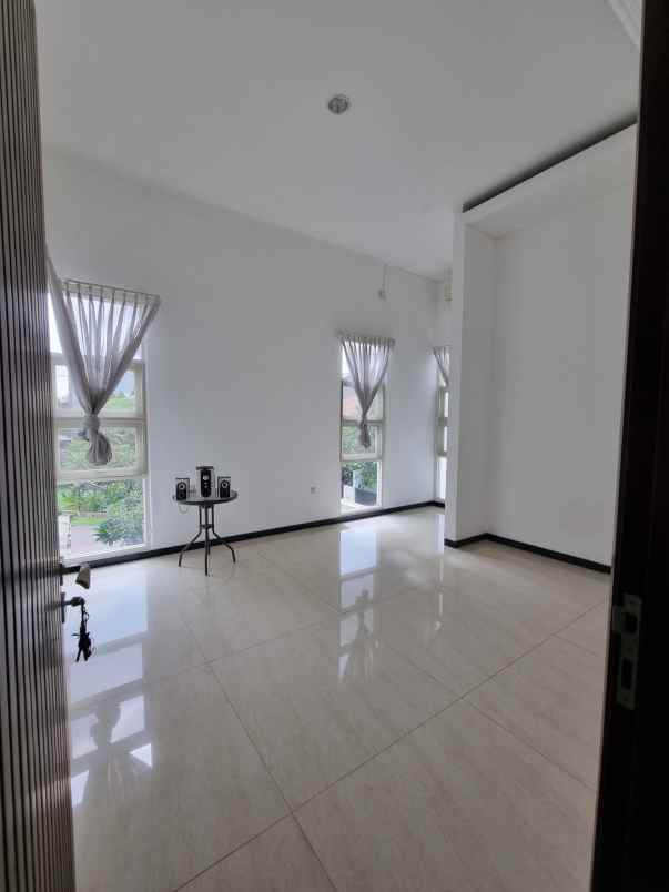 dijual rumah araya galaxy bumi permai