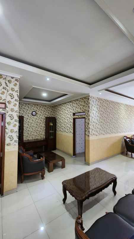 dijual rumah arcamanik