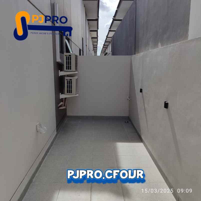 dijual rumah asya jakarta garden city