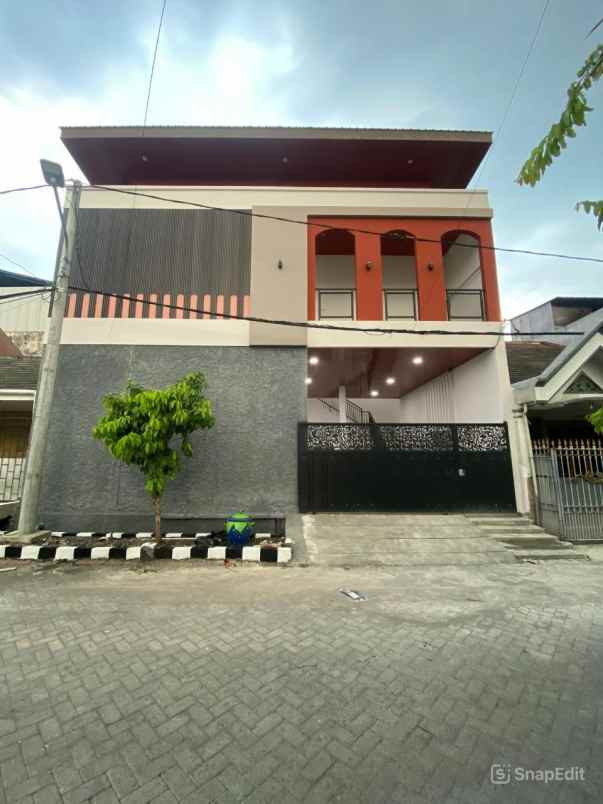 dijual rumah babatan pilang