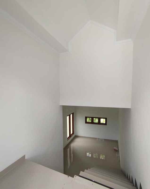 dijual rumah balecatur