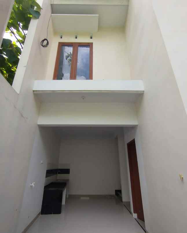 dijual rumah balecatur
