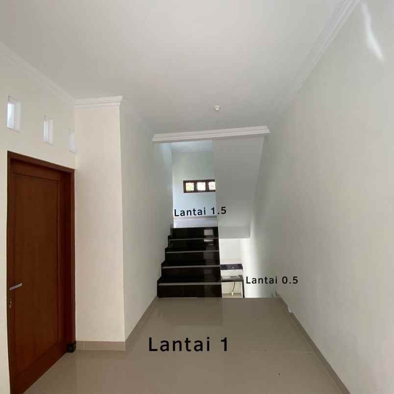dijual rumah balecatur