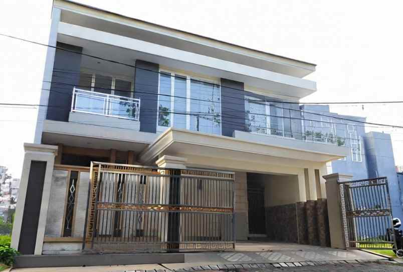 dijual rumah baru 2 lantai di graha santoso
