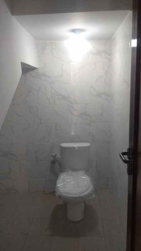 dijual rumah baru bagus dekat mall pesona scuare depok