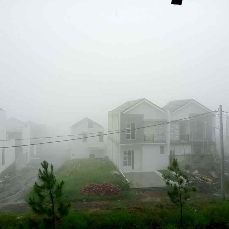 dijual rumah baru berkabut view cantik padalarang