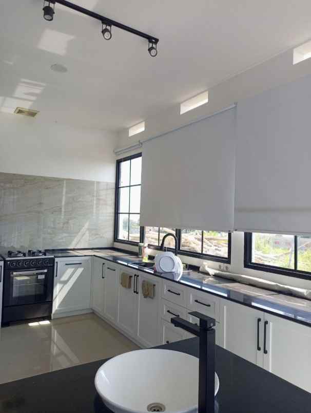 dijual rumah baru berkabut view cantik padalarang