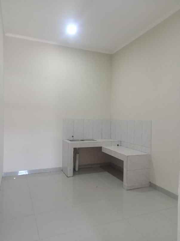 dijual rumah baru minimalis