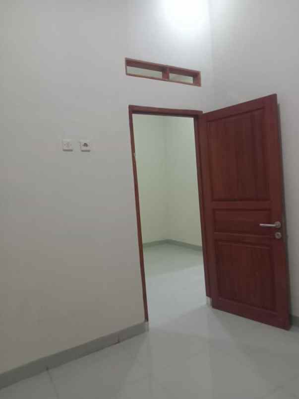 dijual rumah baru minimalis