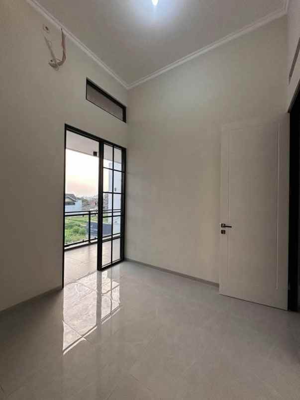dijual rumah baru modern minimalis lokasi sulfat