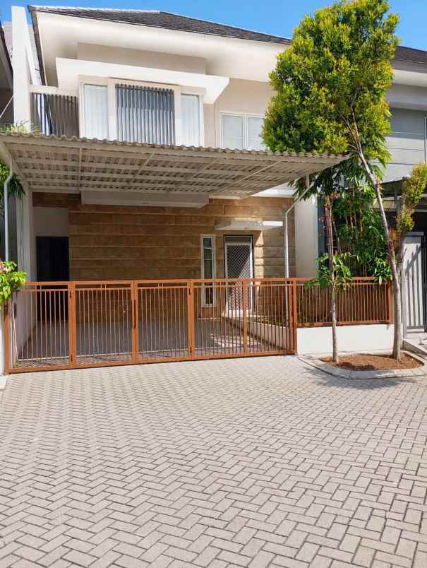 dijual rumah bavarian village